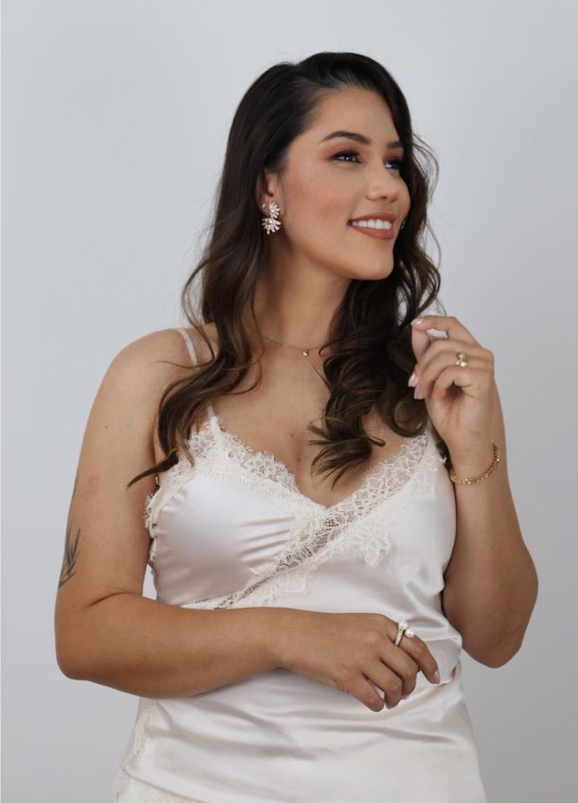 Dra. Alliny Hipólito